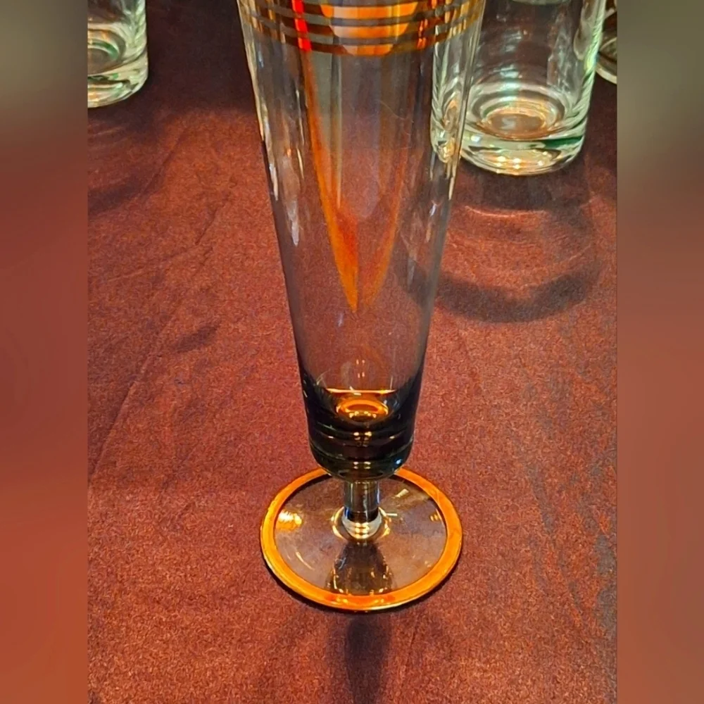 Pilsner rainbow purple glass